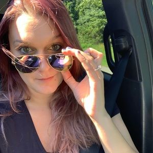 Meet your Posher, Kylie